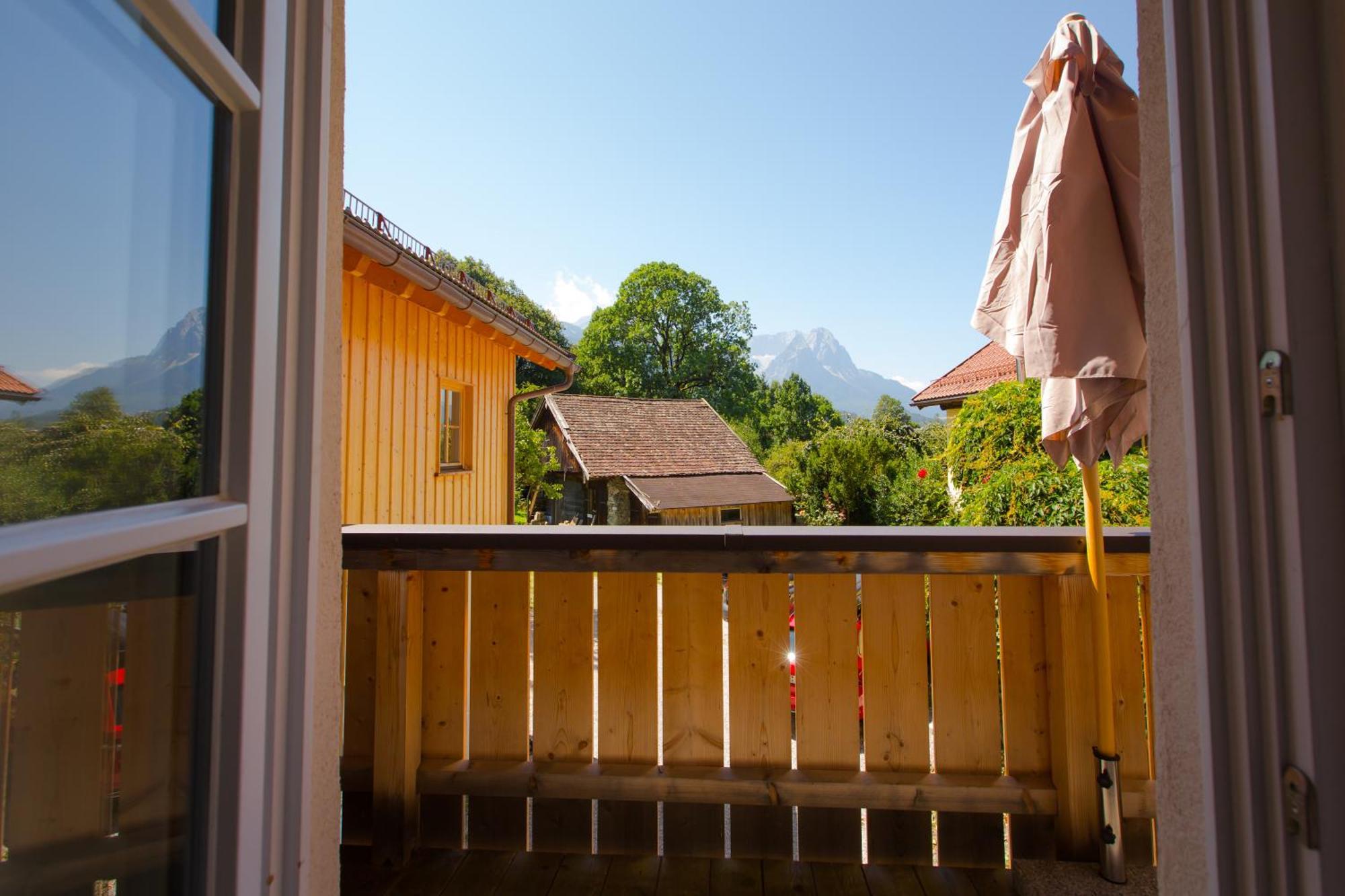 Bio Ferienwohnungen Im Lieblingsort 1868 Garmisch-Partenkirchen Eksteriør bilde